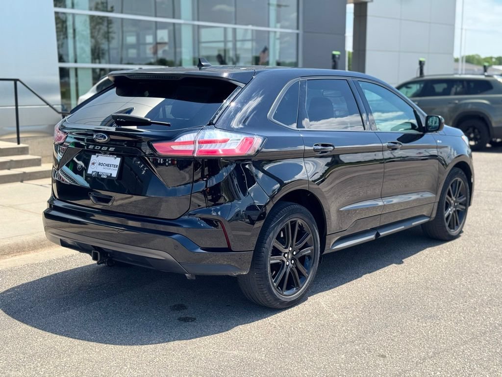 Certified 2022 Ford Edge ST-Line w/ Class II Trailer Tow Package AWD/4WD image 36