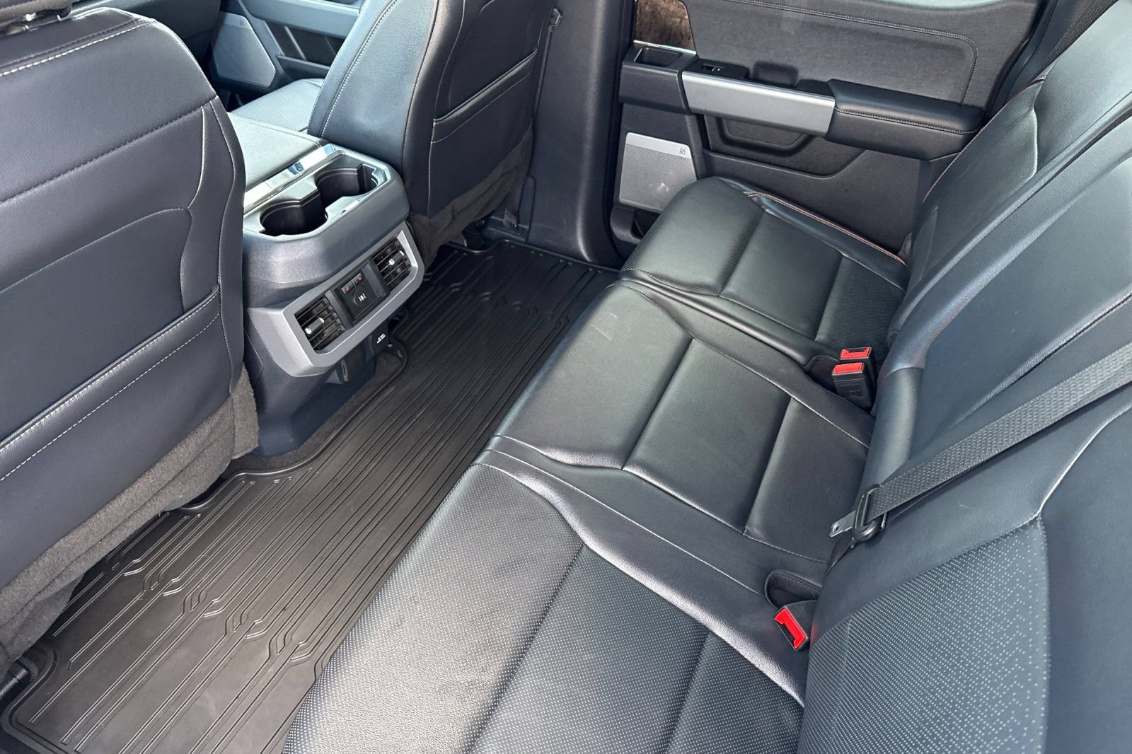 Certified 2024 Ford F450 Lariat w/ FX4 Off-Road Package AWD/4WD image 13