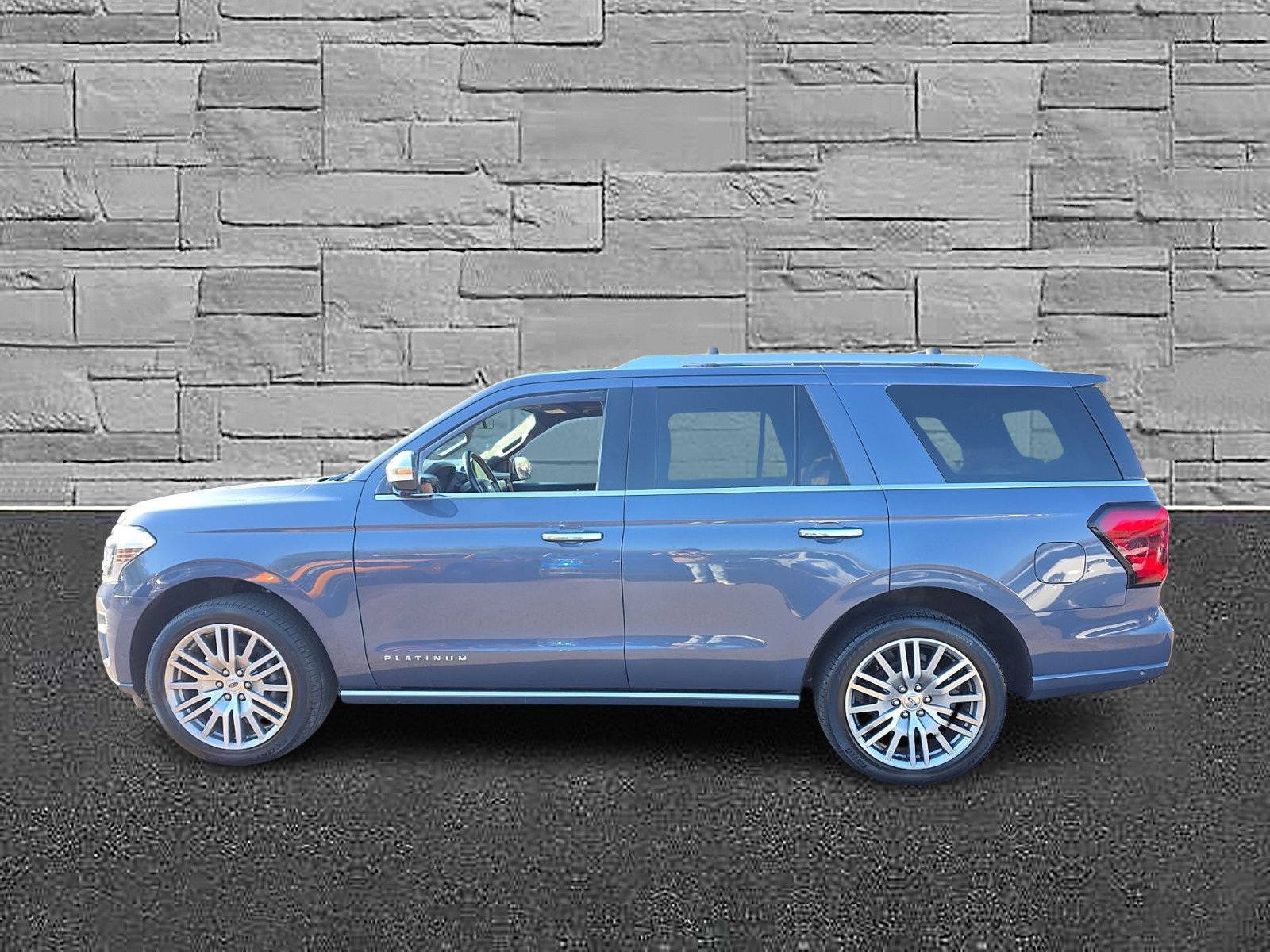 Certified 2022 Ford Expedition Platinum AWD/4WD image 6