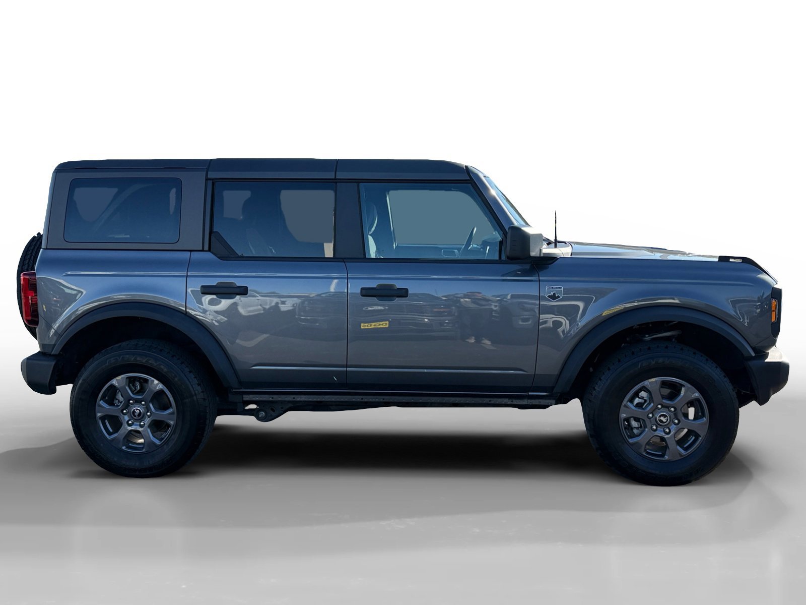 Certified 2025 Ford Bronco Big Bend image 2