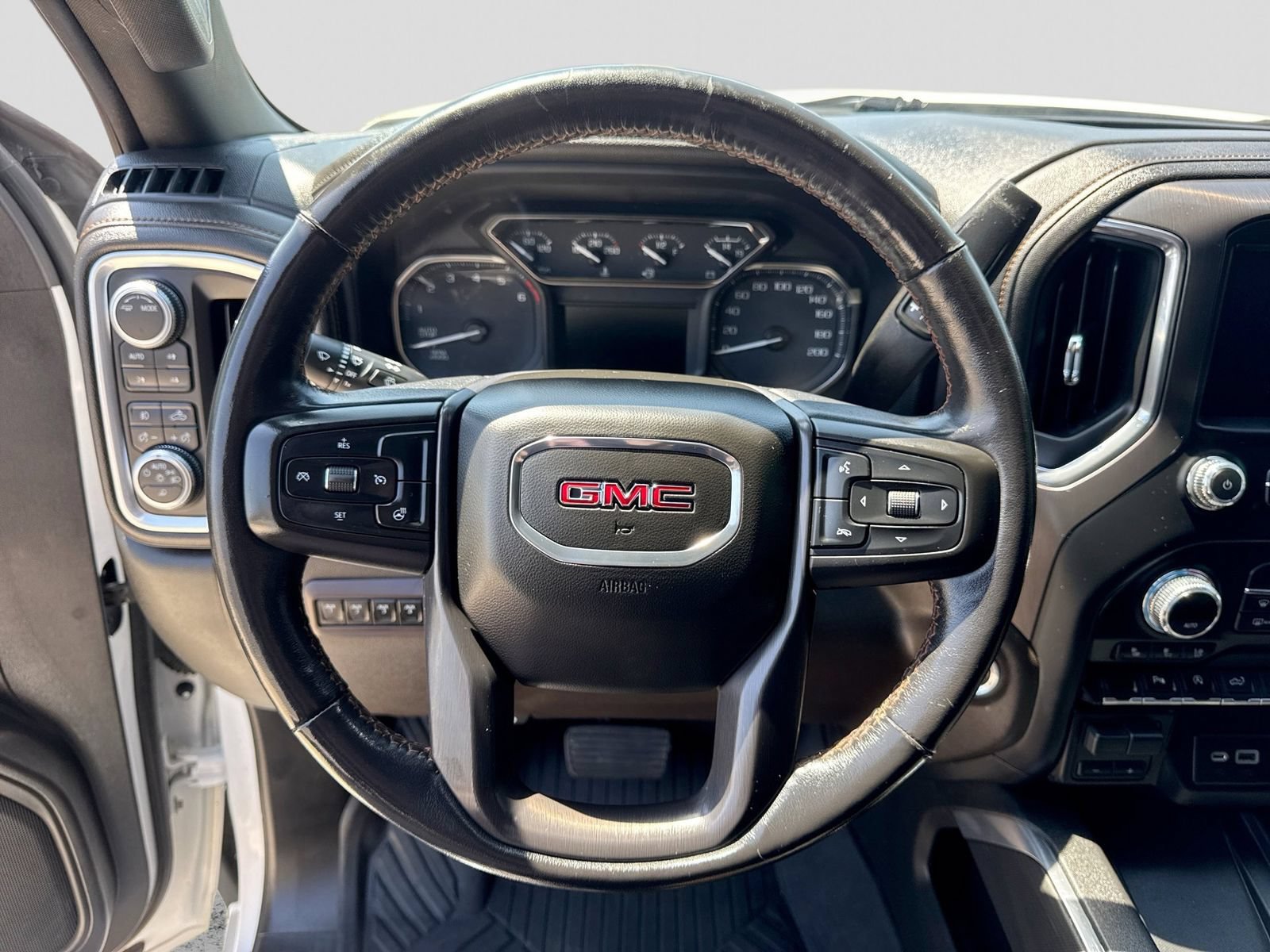 Used 2020 GMC Sierra 1500 AT4 w/ AT4 Premium Package AWD/4WD image 26