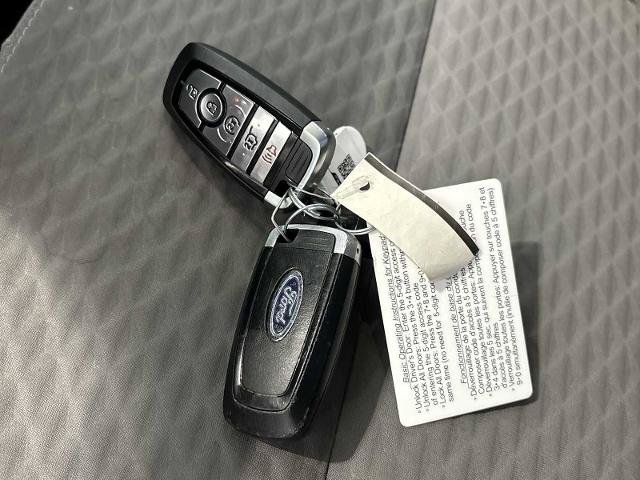 Certified 2022 Ford Escape SE w/ SE Sport Appearance Package AWD/4WD image 31
