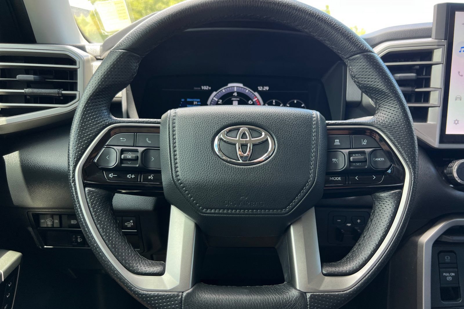Used 2023 Toyota Tundra Limited w/ Power Package AWD/4WD image 23