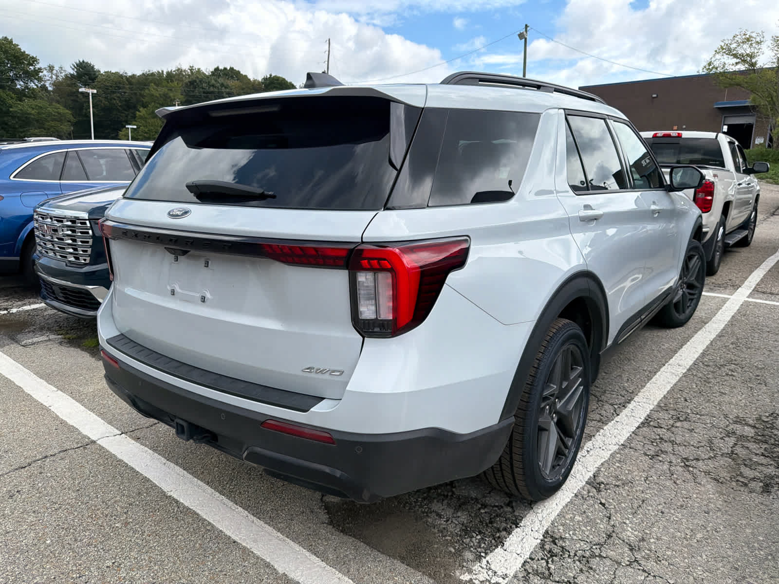 Certified 2026 Ford Explorer ST-Line w/ ST-Line Street Pack AWD/4WD image 8
