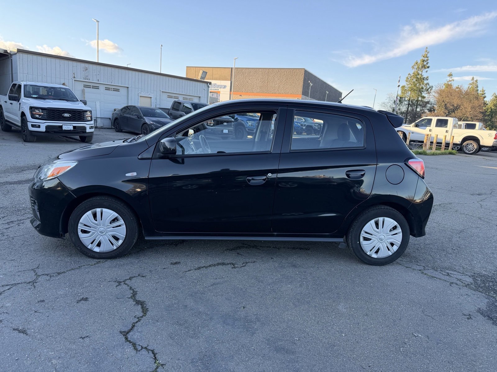 Used 2022 Mitsubishi Mirage ES image 2