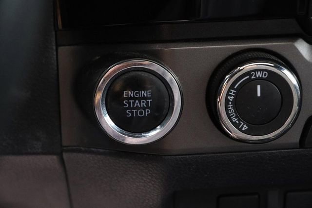 Used 2018 Toyota Tacoma TRD Sport AWD/4WD image 15