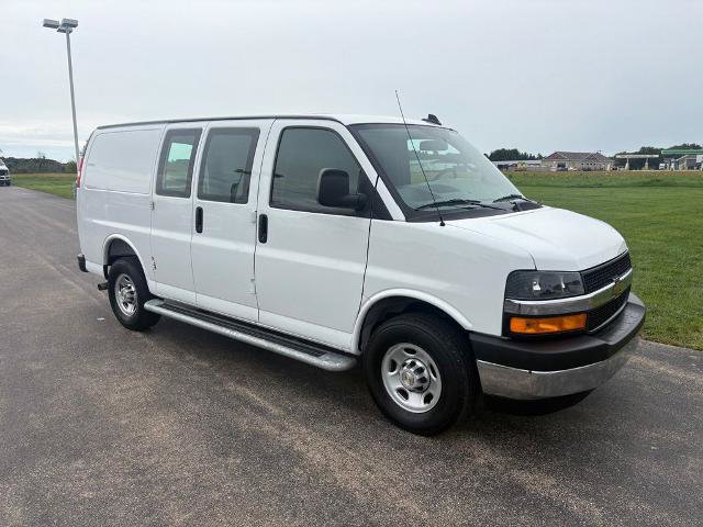 Used 2025 Chevrolet Express 2500 w/ Driver Convenience Package RWD image 2