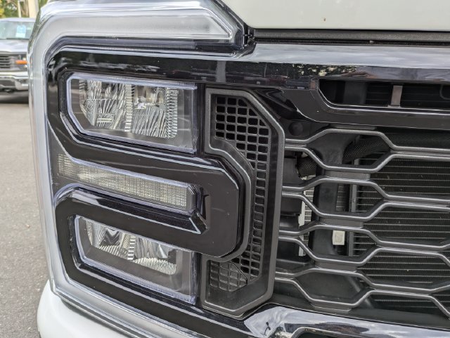 Certified 2026 Ford F250 Lariat w/ Black Appearance Package AWD/4WD image 10