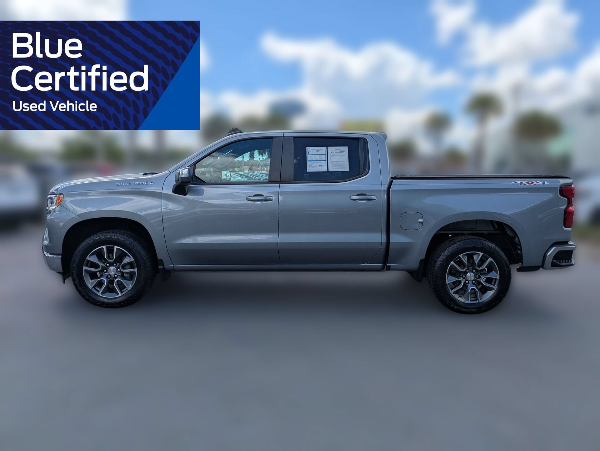 Used 2023 Chevrolet Silverado 1500 LT AWD/4WD image 9