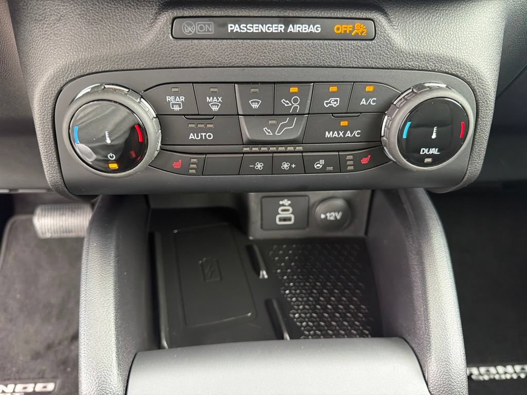 Certified 2024 Ford Bronco Sport Outer Banks w/ Tech Package AWD/4WD image 27