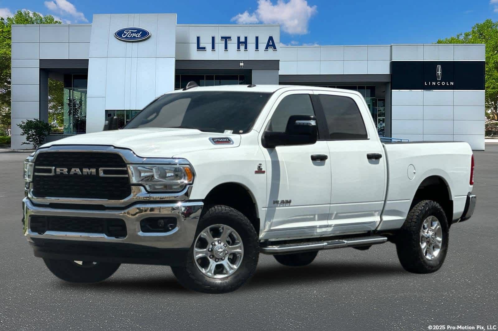 Used 2024 RAM 2500 Big Horn w/ Off Road Package AWD/4WD image 1