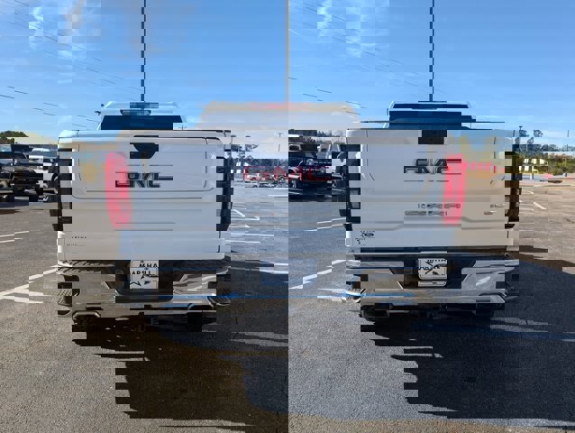 Used 2019 GMC Sierra 1500 SLT w/ SLT Premium Package image 4