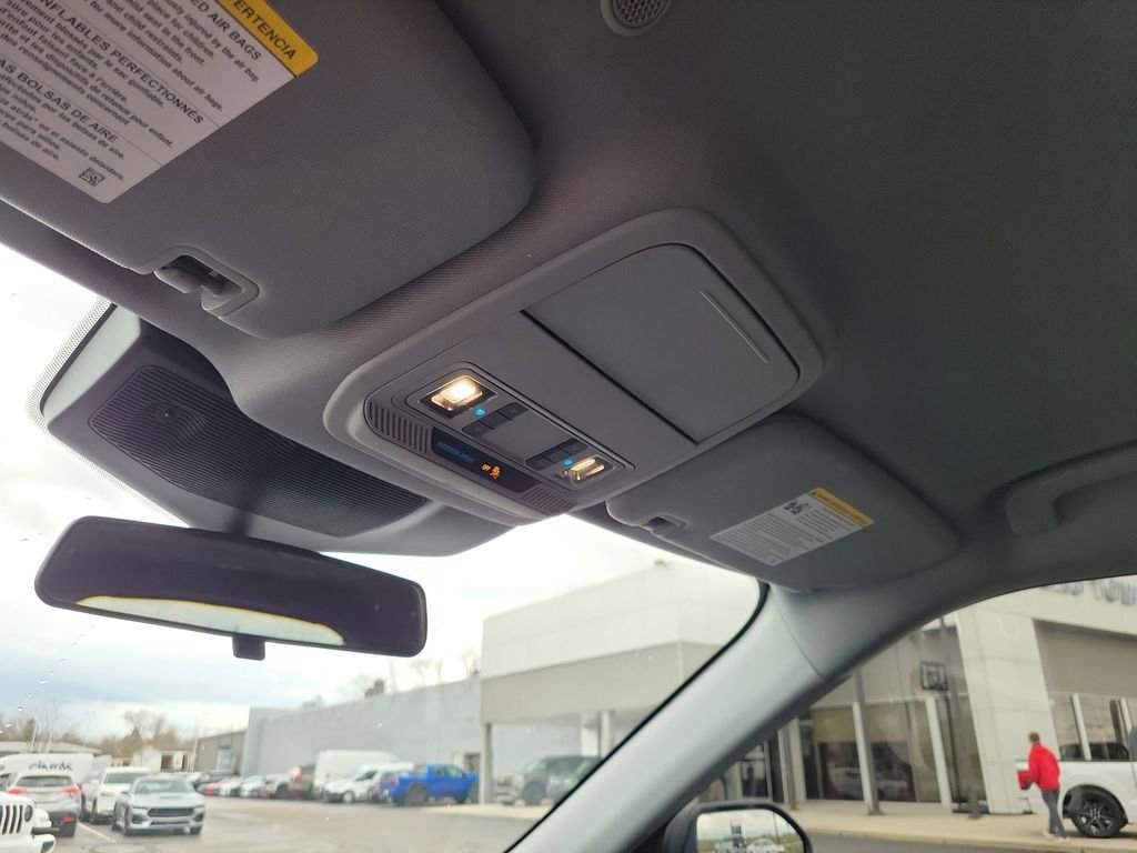 Certified 2022 Ford Explorer XLT image 29