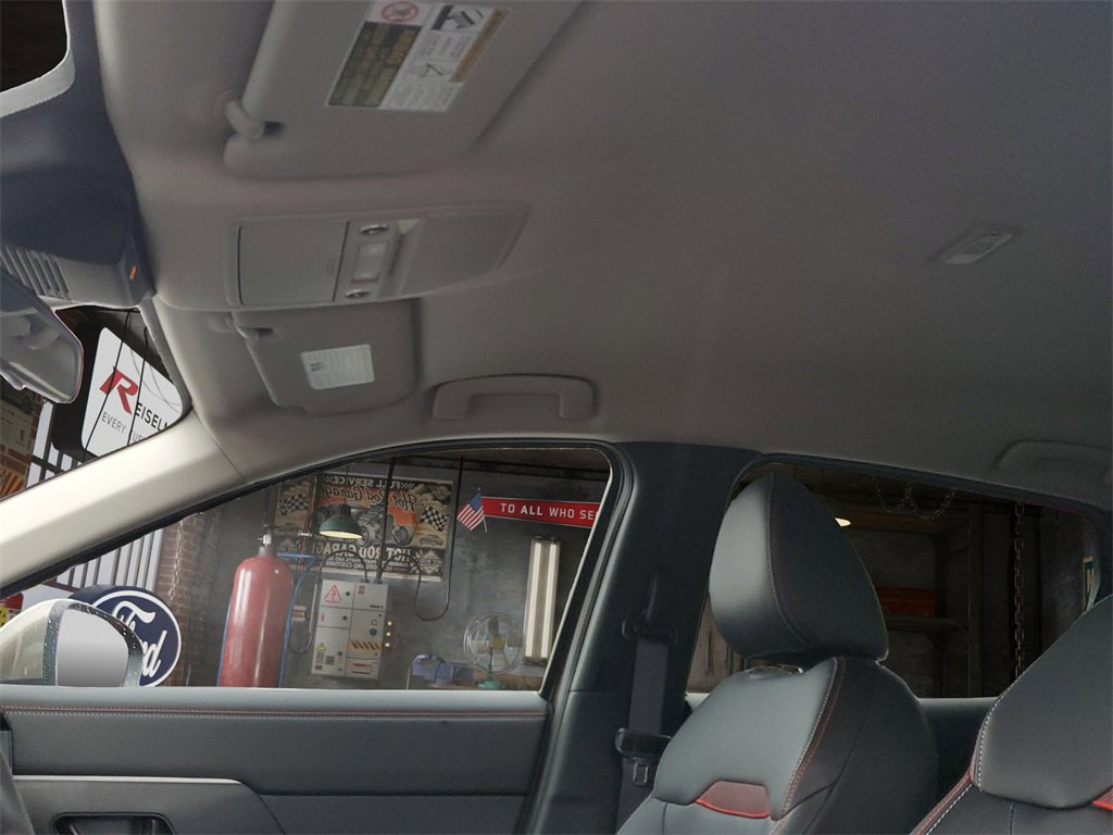 Used 2025 Nissan Kicks SR image 38