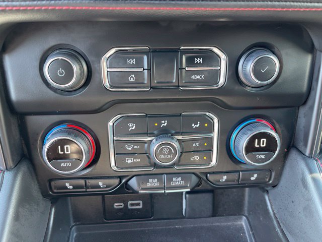 Used 2024 Chevrolet Tahoe RST w/ Luxury Package RWD image 31