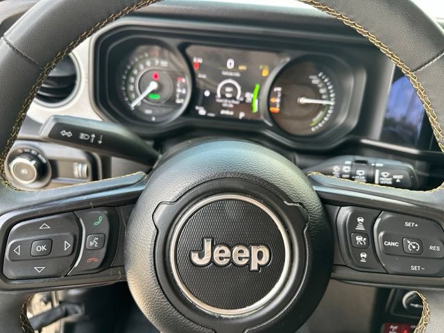 Used 2024 Jeep Wrangler Unlimited AWD/4WD image 25