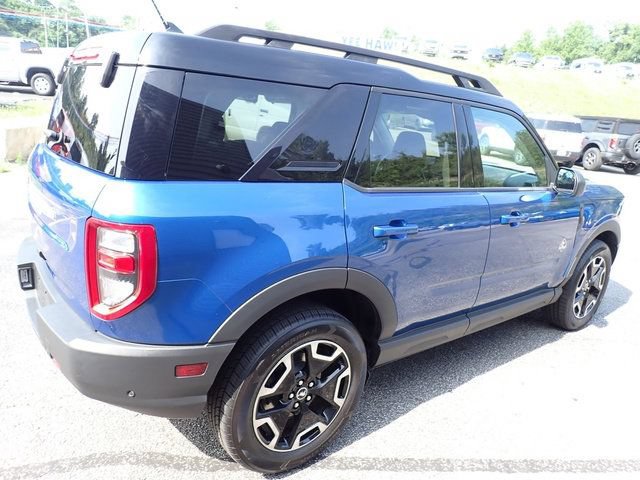Certified 2023 Ford Bronco Sport Outer Banks w/ Tech Package AWD/4WD image 8