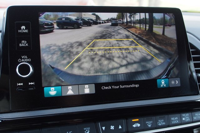 Used 2025 Honda Odyssey Sport-L image 32
