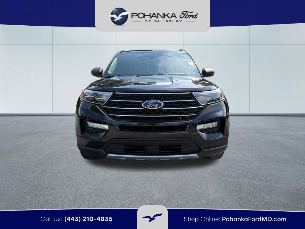 Certified 2020 Ford Explorer XLT w/ Equipment Group 202A RWD image 3