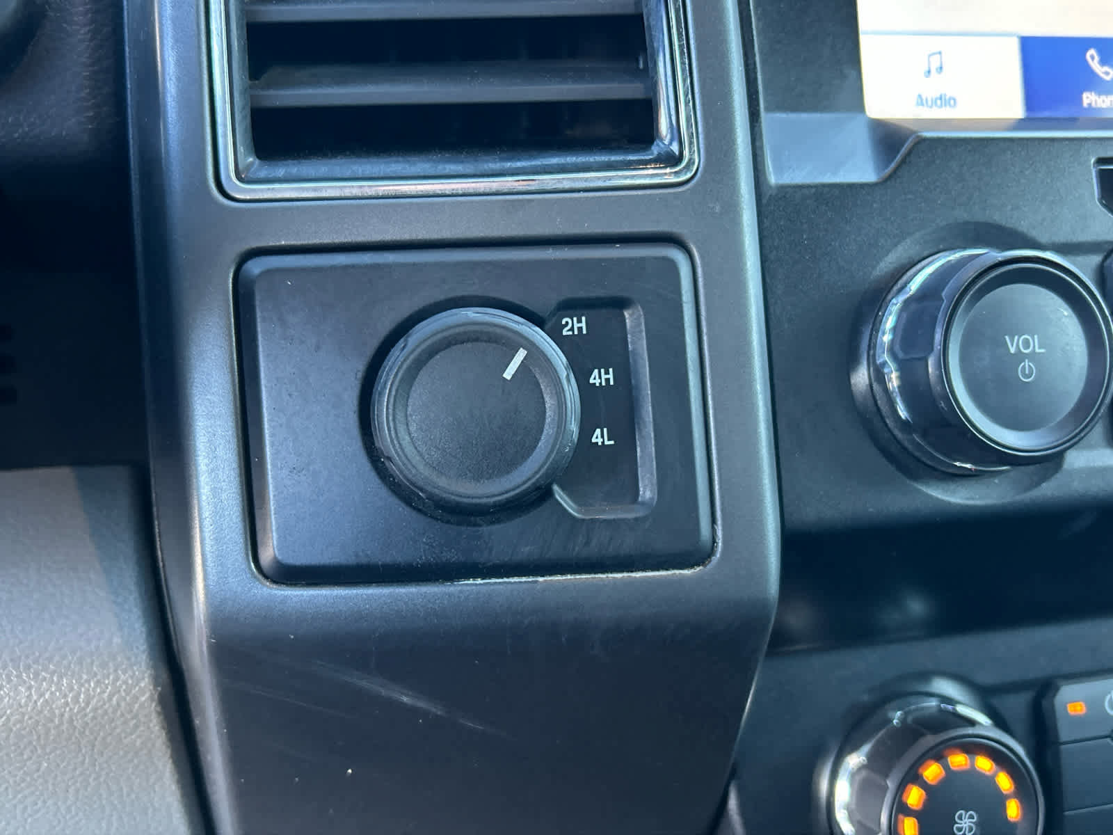 Certified 2020 Ford F150 XLT image 34