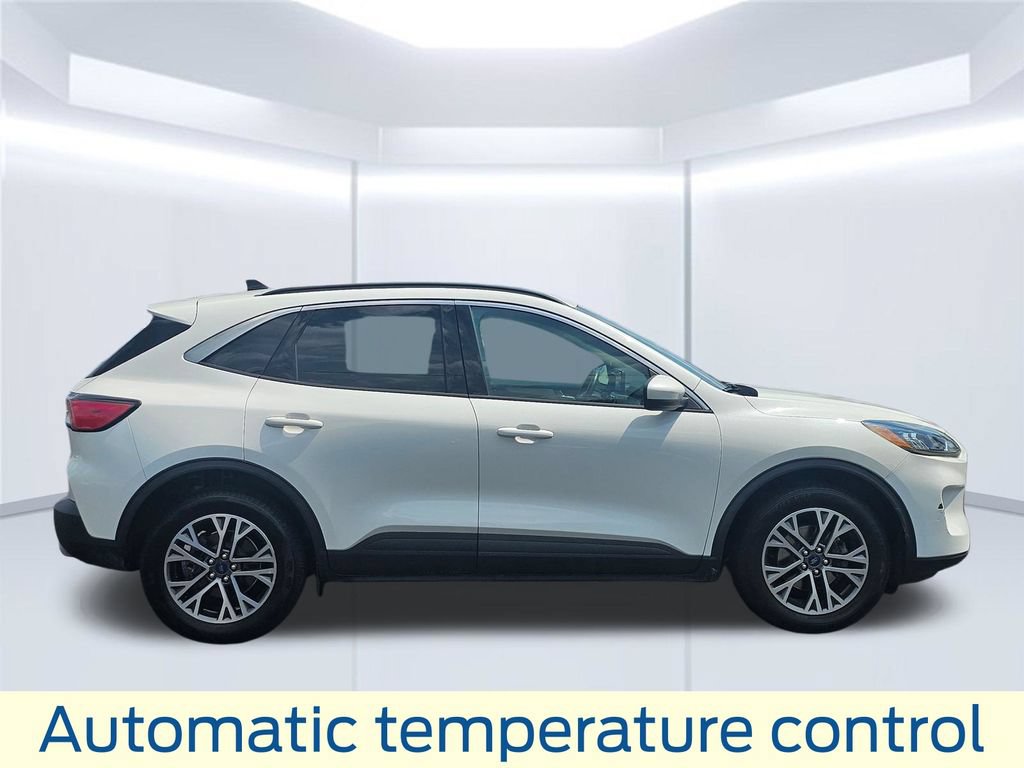 Certified 2020 Ford Escape SEL AWD/4WD image 23