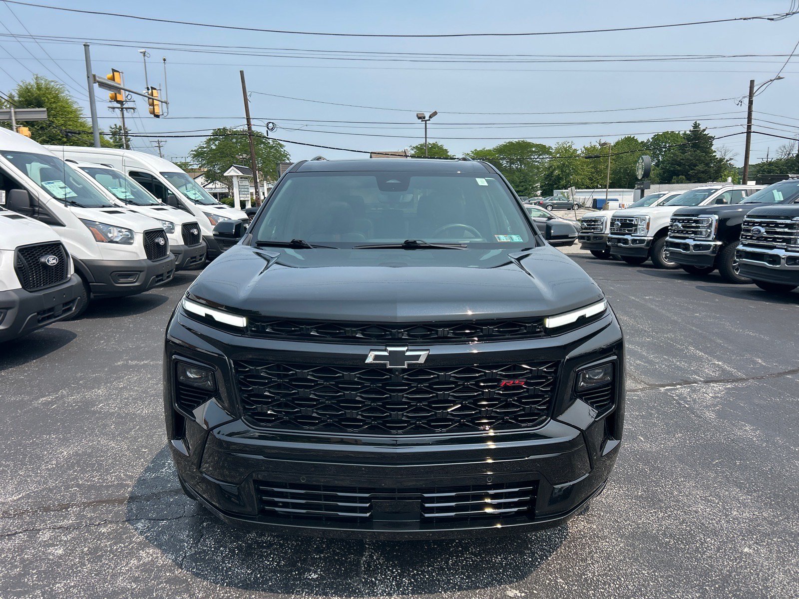 Used 2024 Chevrolet Traverse RS w/ LPO, Floor Liner Package AWD/4WD image 2