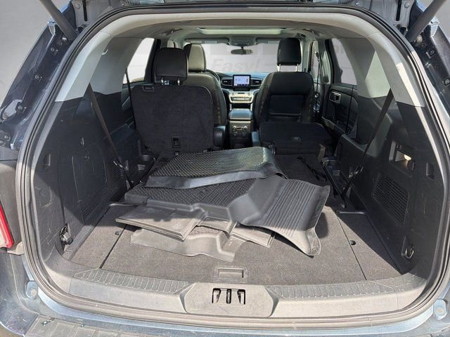 Certified 2022 Ford Explorer XLT w/ Equipment Group 202A image 21