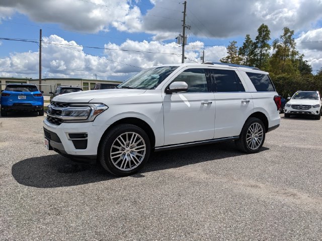 Certified 2022 Ford Expedition Limited AWD/4WD image 8