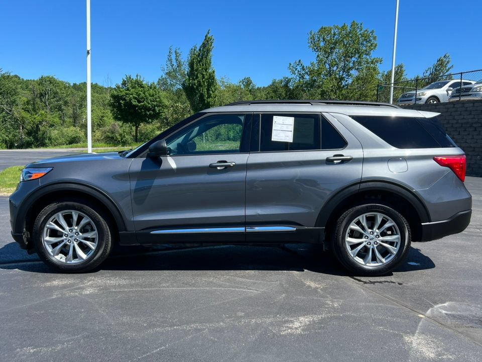 Certified 2023 Ford Explorer XLT w/ Equipment Group 202A AWD/4WD image 42