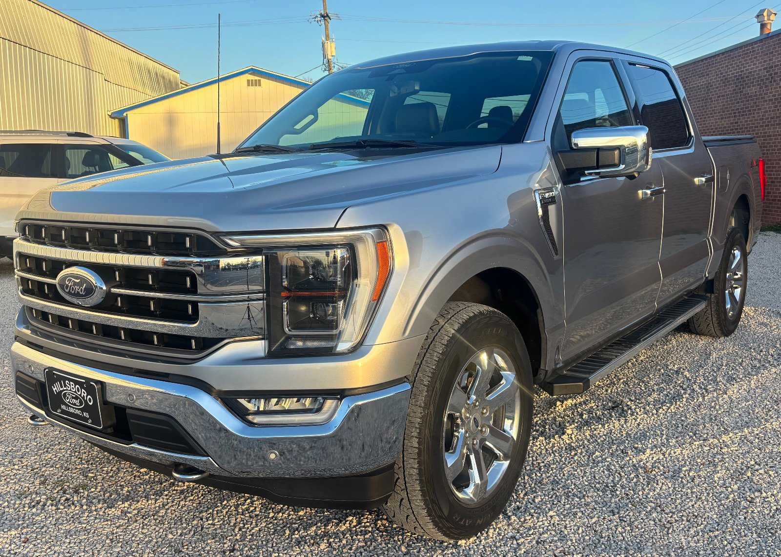 Certified 2022 Ford F150 Lariat w/ Equipment Group 502A High image 16