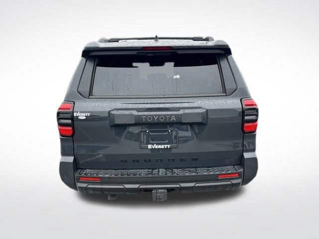 Used 2025 Toyota 4Runner SR5 AWD/4WD image 8