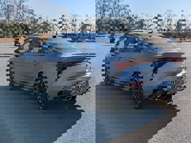 Used 2025 Kia K5 GT image 3