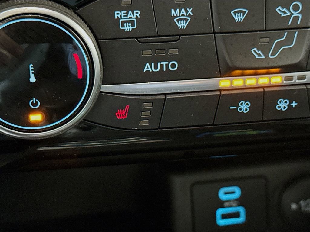 Certified 2022 Ford Escape SEL image 20