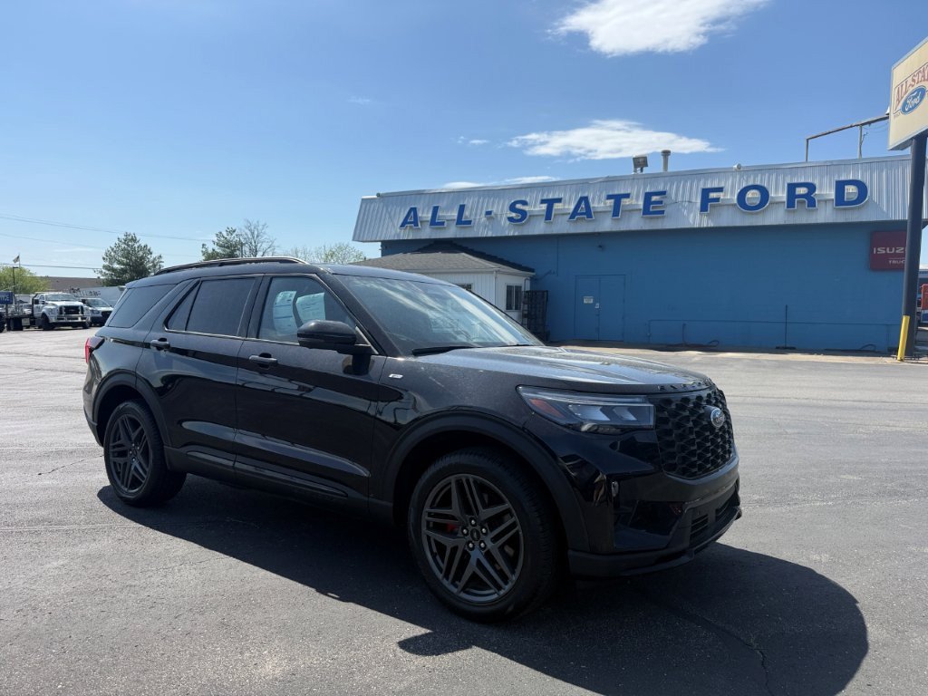 Certified 2025 Ford Explorer ST-Line w/ ST-Line Street Pack AWD/4WD image 1