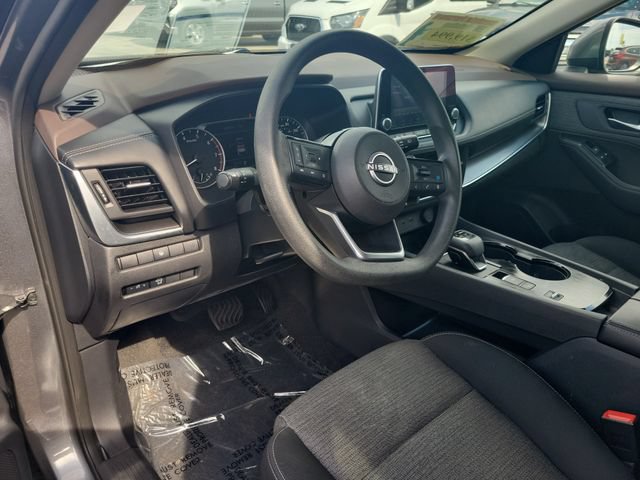 Used 2023 Nissan Rogue SV FWD image 21