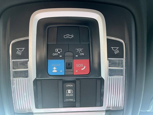 Used 2025 RAM 1500 Laramie w/ Night Edition AWD/4WD image 27