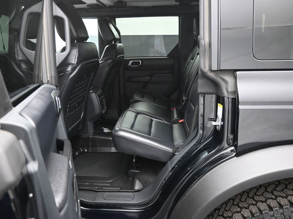 Certified 2025 Ford Bronco Badlands AWD/4WD image 19