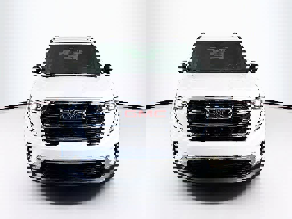 Used 2025 GMC Acadia Elevation image 8