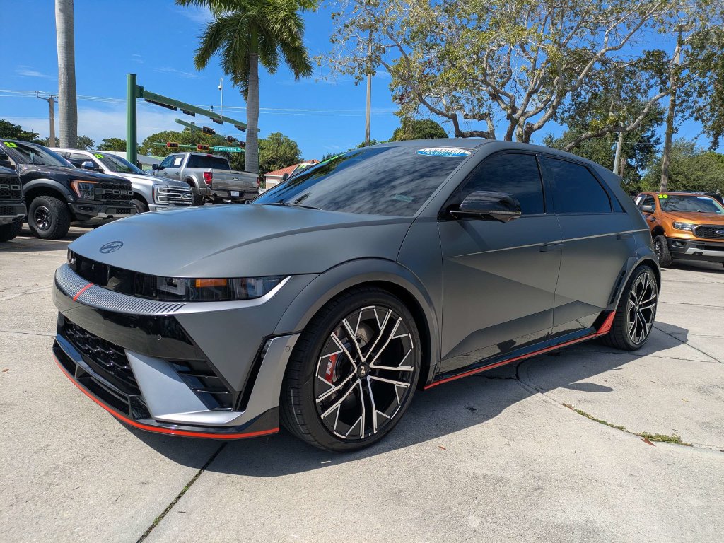 Used 2025 Hyundai Ioniq 5 N AWD/4WD image 7