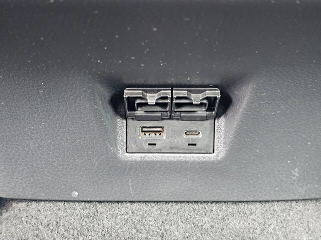 Used 2025 Toyota Camry LE image 17