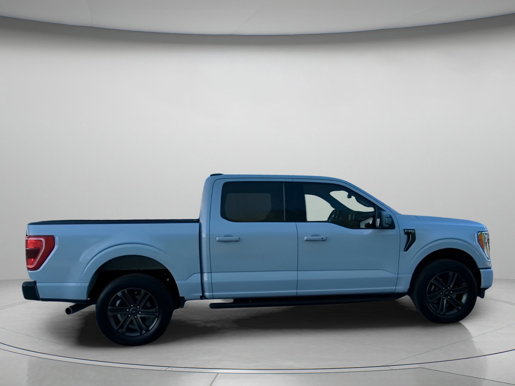 Certified 2022 Ford F150 XLT w/ Equipment Group 302A High image 28