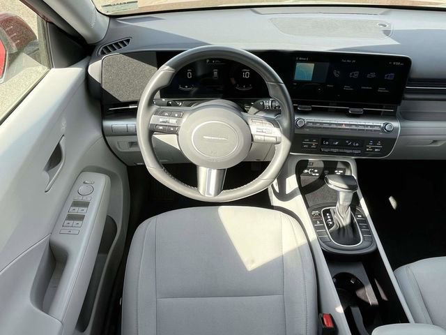 Used 2025 Hyundai Kona SEL AWD/4WD image 10