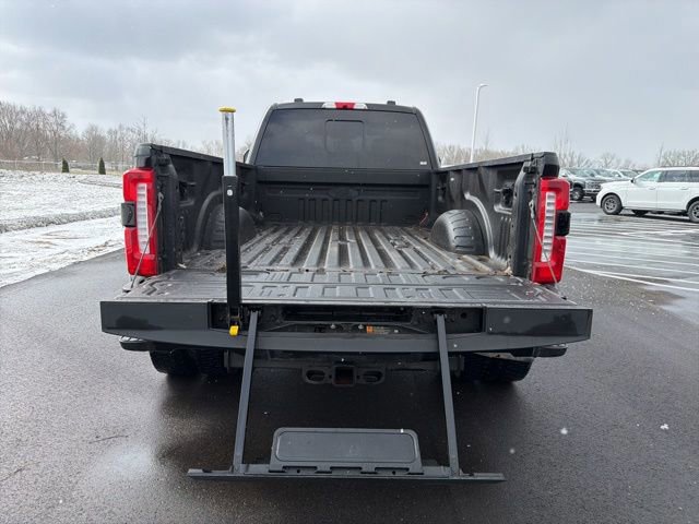 Certified 2023 Ford F450 Lariat w/ Lariat Ultimate Package image 16
