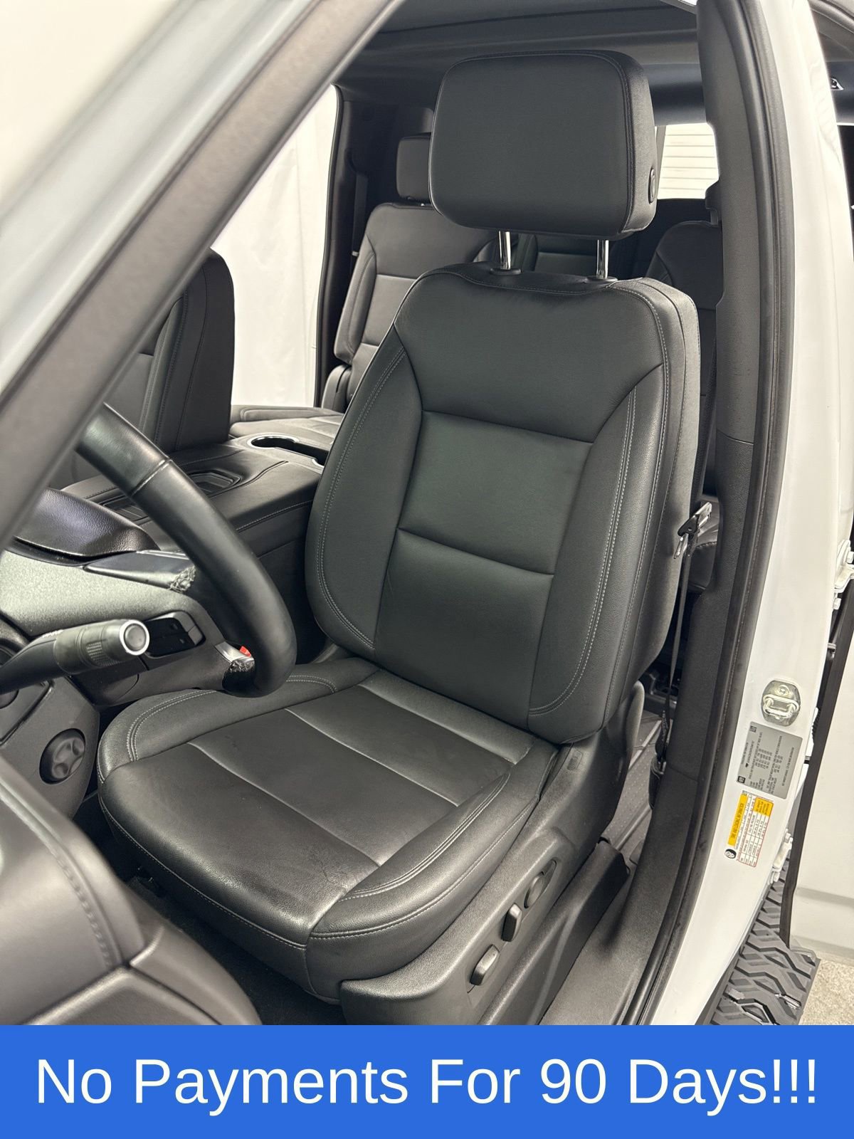 Used 2023 Chevrolet Suburban Z71 w/ Luxury Package image 12