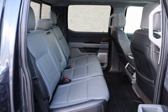 Certified 2022 Ford F150 Lariat w/ Equipment Group 502A High image 36