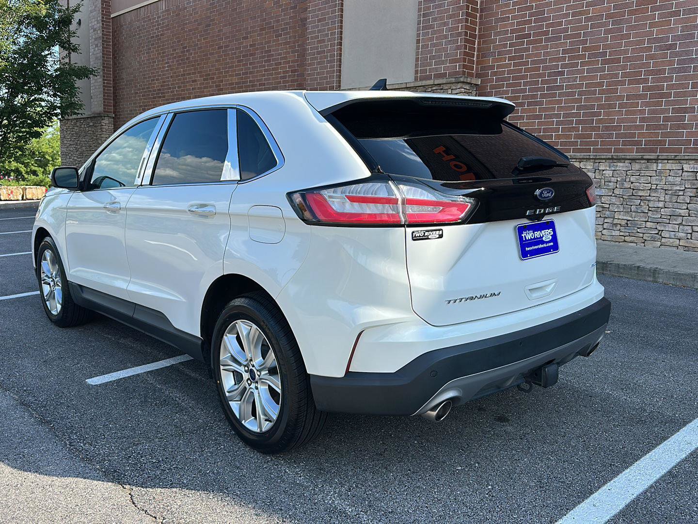 Certified 2022 Ford Edge Titanium w/ Equipment Group 301A AWD/4WD image 3