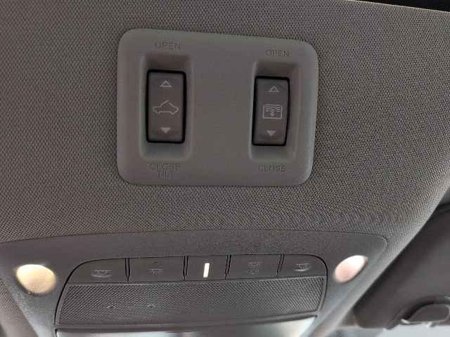 Used 2024 Nissan Murano SV AWD/4WD image 27