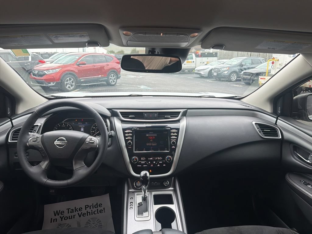 Used 2020 Nissan Murano SV AWD/4WD image 16