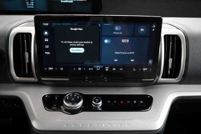 Certified 2025 Ford Expedition Active AWD/4WD image 17