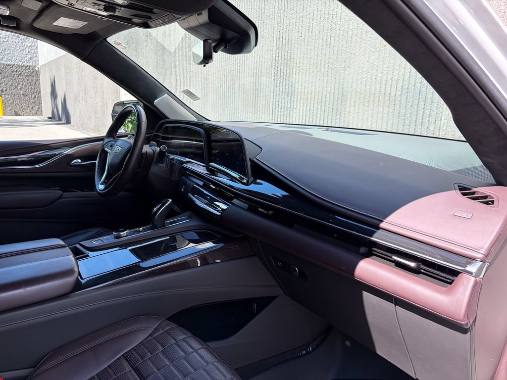 Used 2022 Cadillac Escalade Sport Platinum AWD/4WD image 41